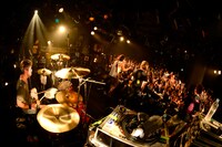 GOOD4NOTHING（撮影：半田安政[showcase]）