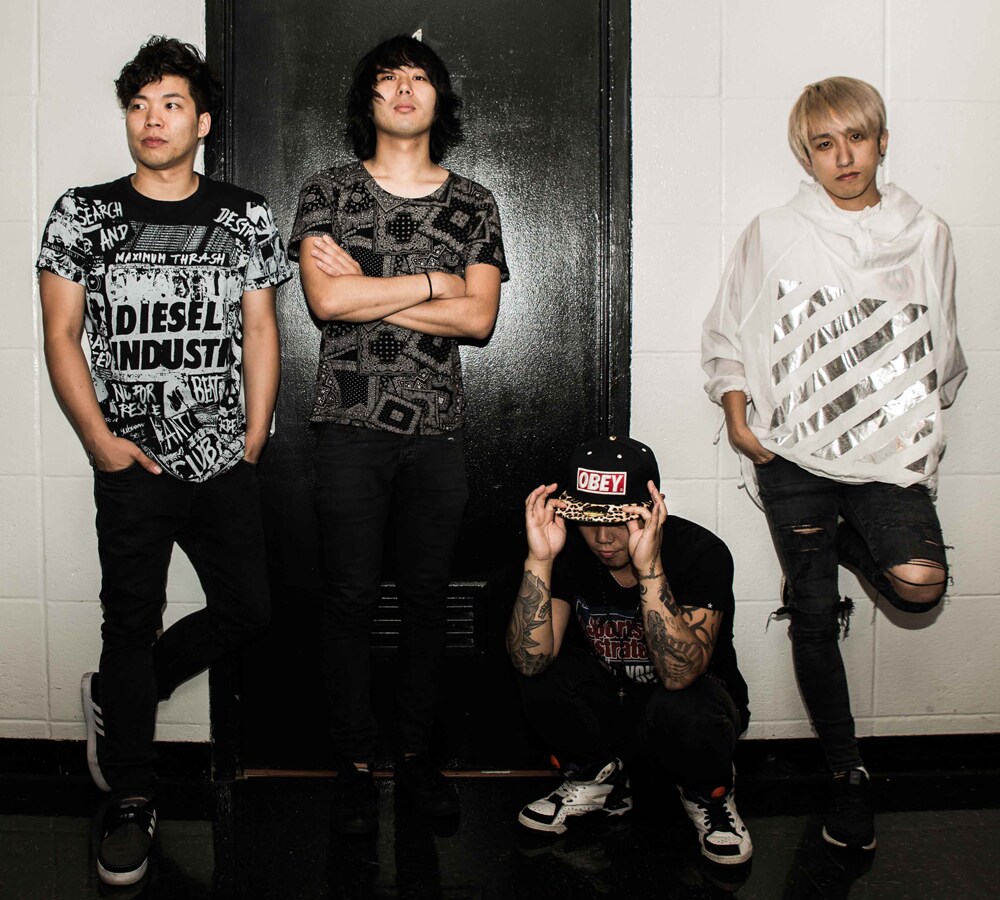 BACK-ON、5thアルバム＆ゲーソンベスト盤を3月同発