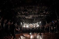 HER NAME IN BLOODのライブの様子。（Photo by Shumpei Kato）