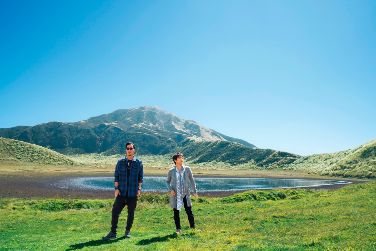 コブクロがJR西日本のCMに出演、CM映像はそのまま新曲MVに