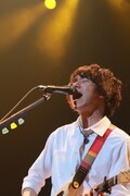 片岡健太（Vo, G / sumika）（Photo by Kenpo）