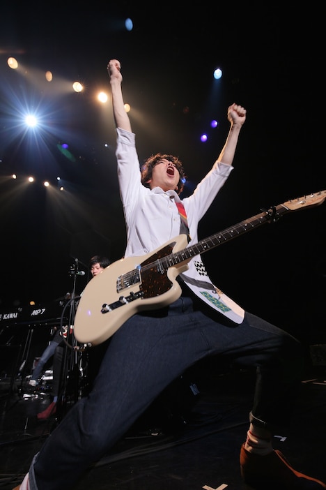 片岡健太（Vo, G / sumika）（Photo by Kenpo）
