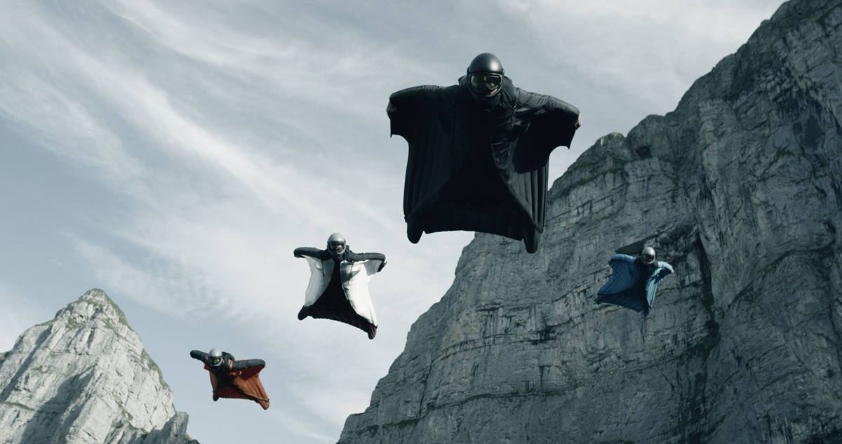 映画「X-ミッション」ビジュアル。(c) 2015 Warner Bros. Ent. (c)Alcon Entertainment, LLC. All Rights Reserved.