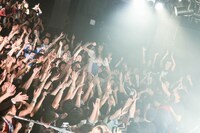 「Wienners presents みずいろときいろ TOUR」東京・LIQUIDROOM公演の様子。（撮影：藤井拓）