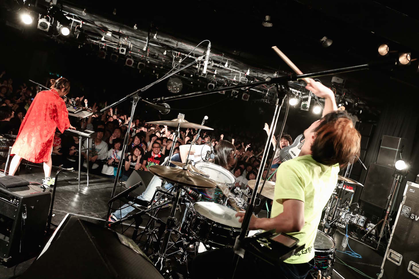 「Wienners presents みずいろときいろ TOUR」東京・LIQUIDROOM公演の様子。（撮影：藤井拓）