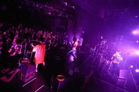 「Wienners presents みずいろときいろ TOUR」東京・LIQUIDROOM公演の様子。（撮影：藤井拓）