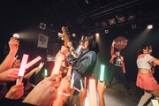「初ワンマンGIG『夏の魔物現象2016』」の様子。（撮影：タイコウクニヨシ）