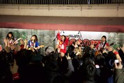 「がんばれ!Victory 極寒LIVE『集えヒーロー!渋谷の屋上から“青春”を叫ぶ』」の様子。(提供:ポニーキャニオン)