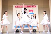 ロッカジャポニカ「ワールドピースツアー」1月27日公演第1部の様子。（撮影：笹森健一）