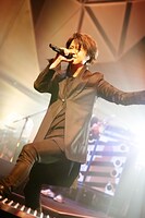 TERU（Vo）（撮影：岡田裕介）