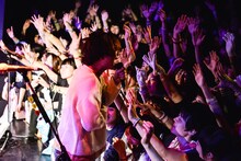 金廣真悟（Vo, G / グッドモーニングアメリカ）（Photo by AZUSA TAKADA）