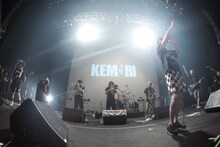 「KEMURI 20th Anniversary Tour 『F』 Final Series」東京・Zepp Tokyo公演の様子。（Photo by Wataru Umeda）