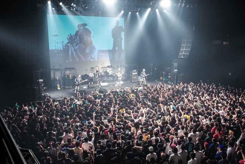 「KEMURI 20th Anniversary Tour 『F』 Final Series」東京・Zepp Tokyo公演の様子。（Photo by Wataru Umeda）