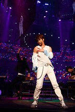 宮野真守「MAMORU MIYANO LIVE TOUR 2015-16 ～GENERATING!～」最終公演の様子。（Photo by hajime kamiiisaka）