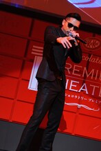 Zeebraのオープニングアクトの様子。