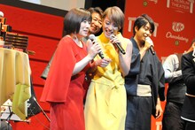 森昌子と今井絵理子。