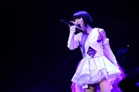 綾野ましろ（写真提供：エムオン・エンタテインメント）