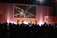 AIのライブパフォーマンスの様子。