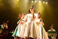 Negicco「圧倒的なNEGiBANDライブ！」の様子。