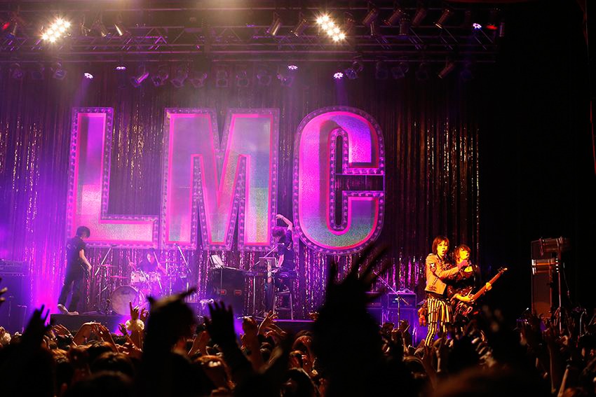 「Go to the 10th Anniversary LM.C TOUR 2016『SUPER GLITTER LOUD BOX』」1月31日の東京・TSUTAYA O-EAST公演の様子。（撮影：宮脇進）