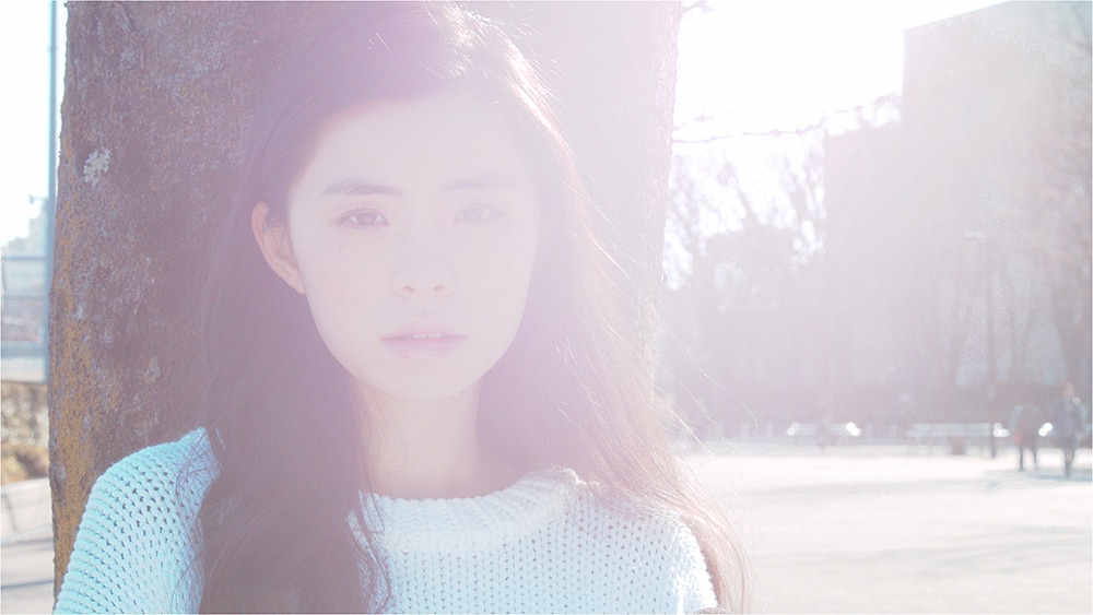 「サイダーガール 2nd mini Album『サイダーの街まで』CMまとめ」のワンシーン。