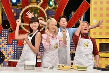 左より森星、Ami、吉村崇、堺正章。 (c)TBS
