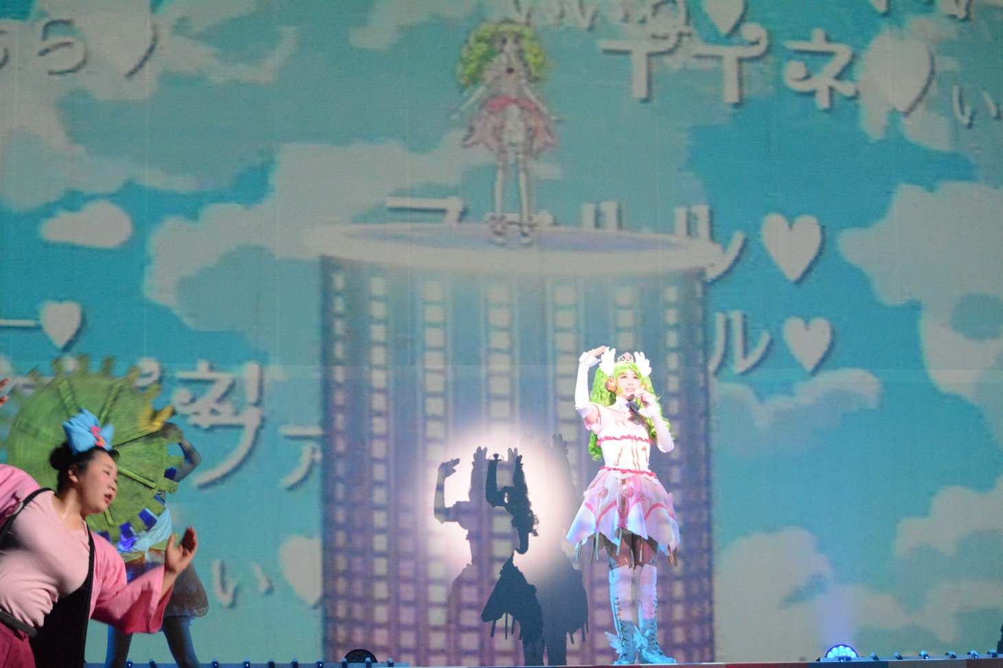 「ライブミュージカル『プリパラ』み～んなにとどけ！プリズム☆ボイス」ゲネプロの様子。