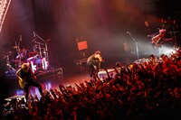 ONE OK ROCK（写真提供 : H.I.P.）