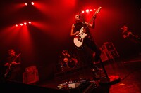 Pvris（写真提供 : H.I.P.）