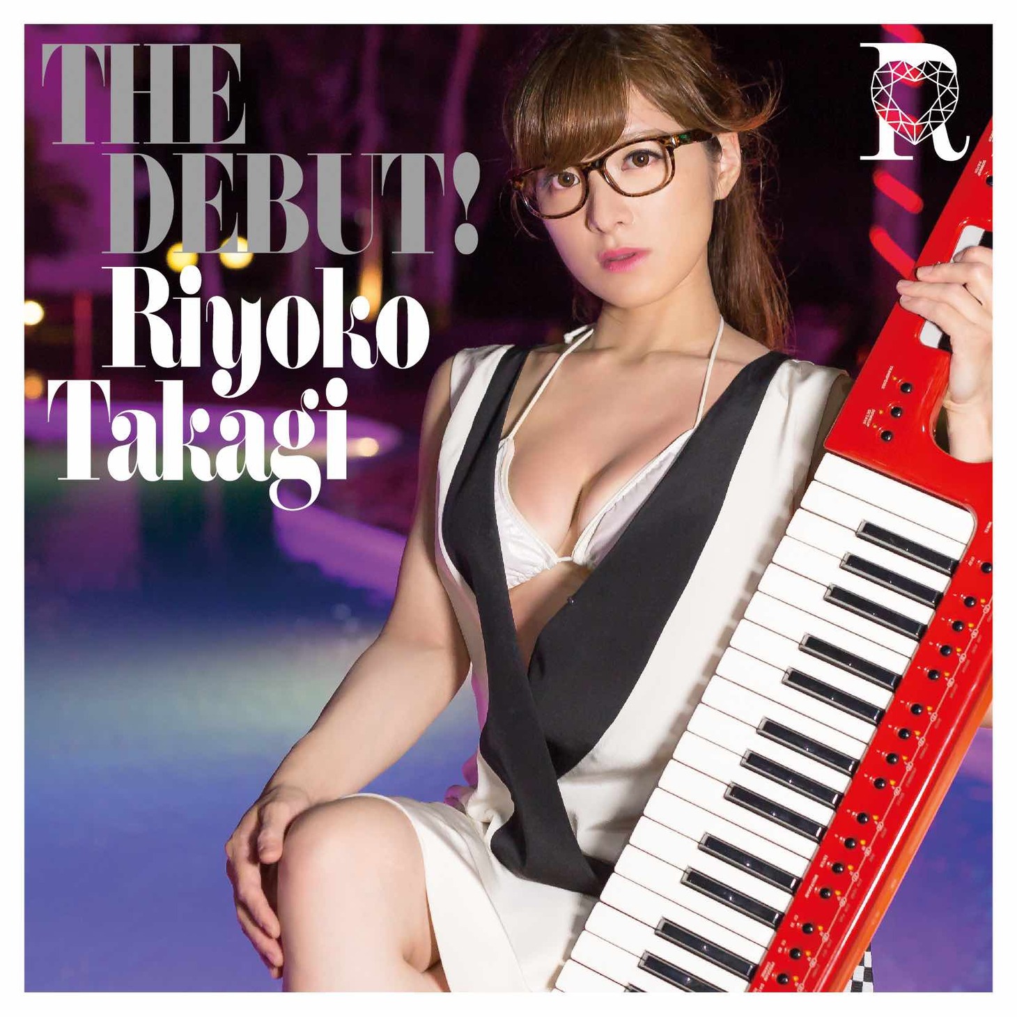 「THE DEBUT!」CD+Blu-rayジャケット