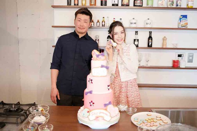 COOKIEBOYと安田レイ。