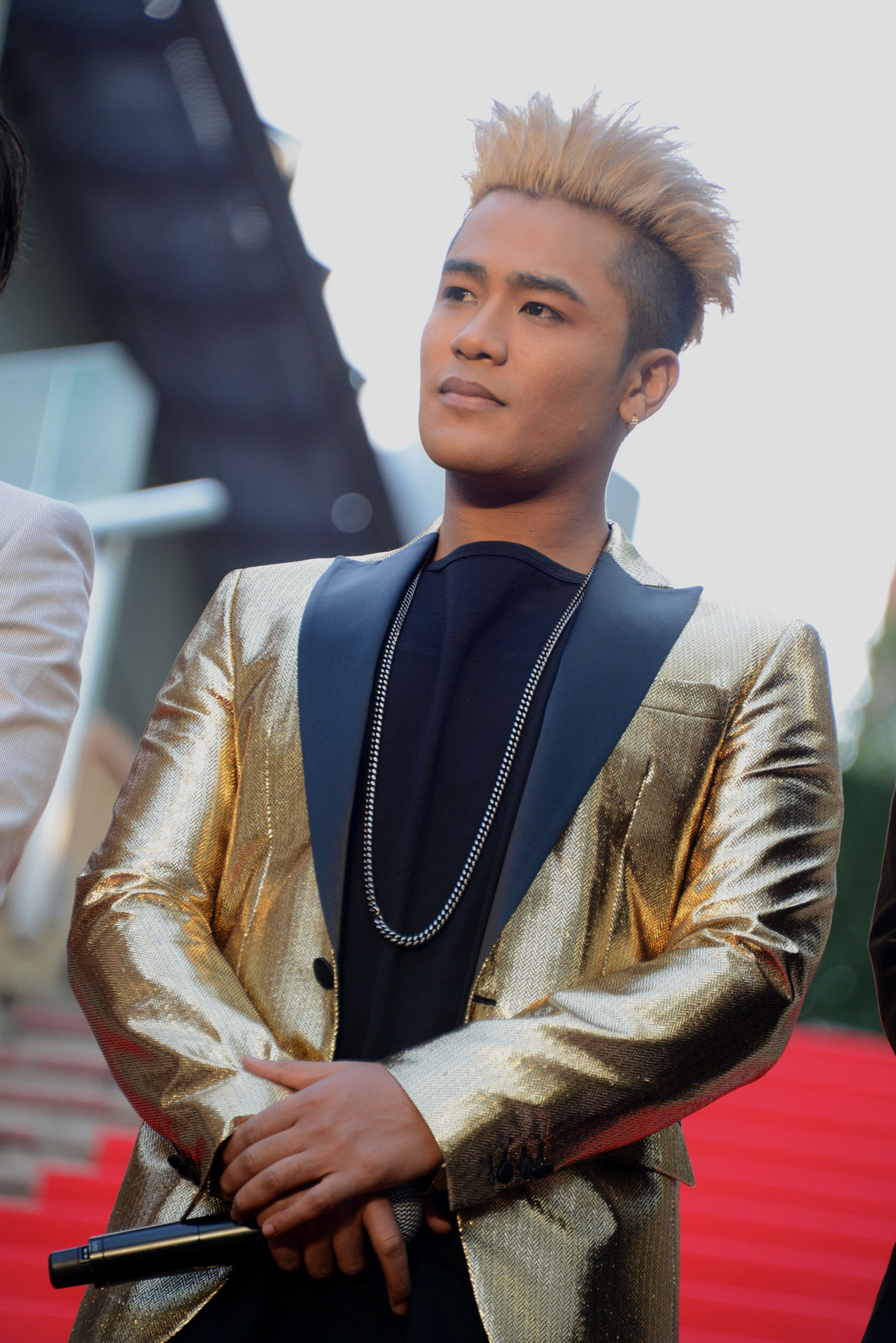 ELLY