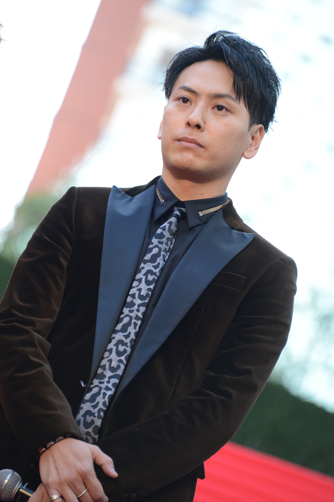 山下健二郎