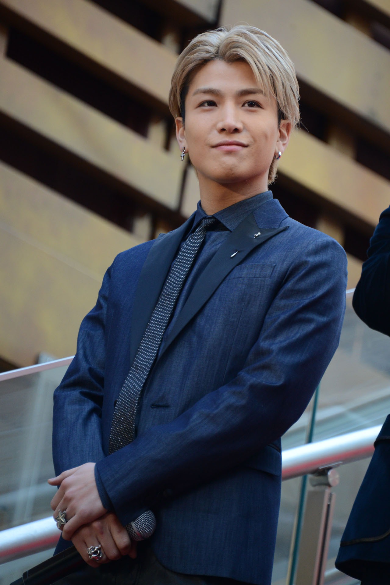 岩田剛典