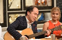 左よりトークゲスト斎藤司、ローラ。 (c)TBS