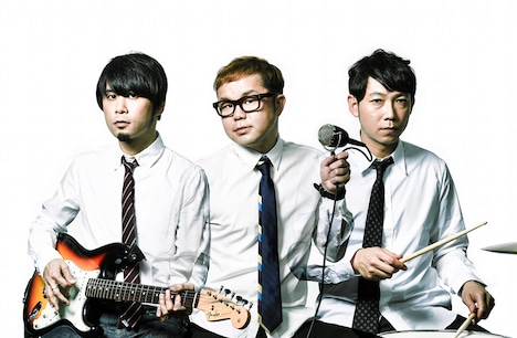 NONA REEVES。中央が西寺郷太。