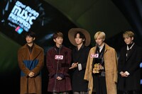 SHINee (c)CJ E&M Corporation, all rights reserved