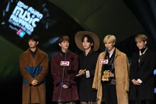 SHINee (c)CJ E&M Corporation, all rights reserved