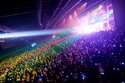 Da-iCE「Da-iCE Live House Tour 2015-2016 -PHASE 4 HELLO-」東京・豊洲PIT公演の様子。