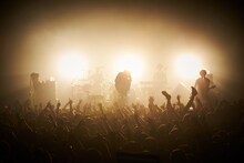 the HIATUSのライブの様子。（撮影：三吉ツカサ）