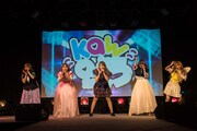 Kawaii5によるライブの様子。