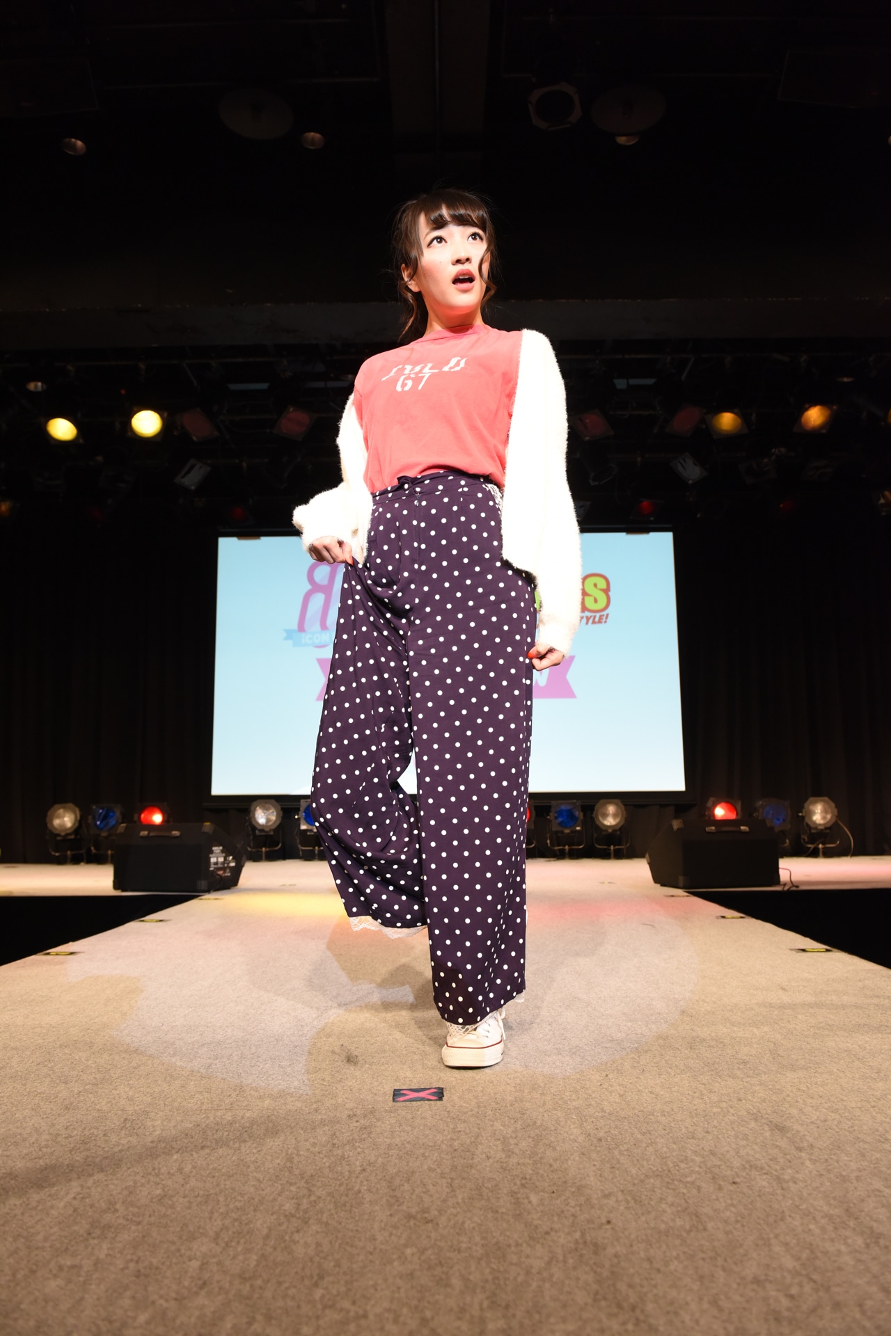 小栗かこ（GEM）