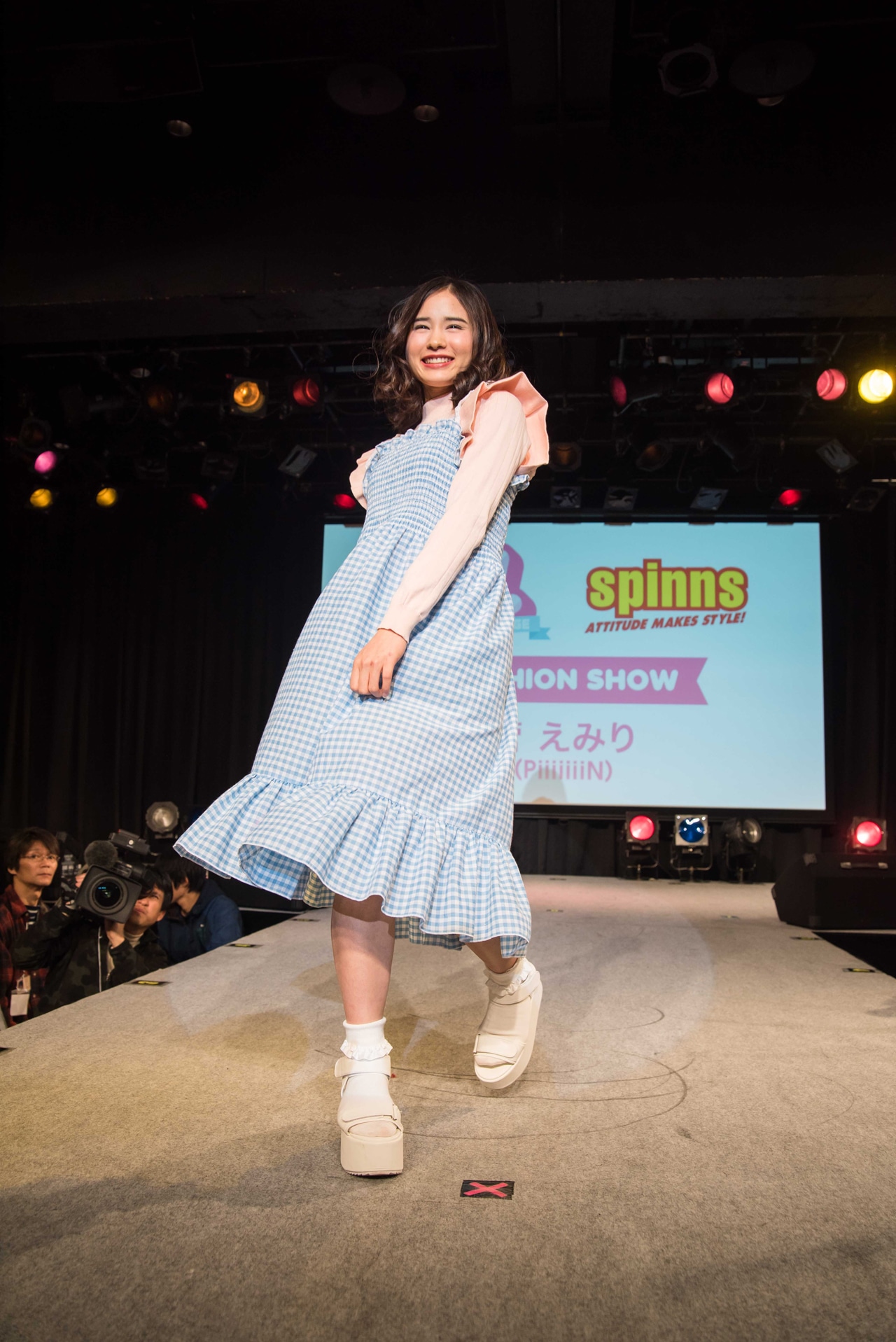 菅えみり（PiiiiiiiN）