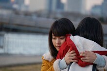 手嶌葵「明日への手紙」ミュージックビデオのワンシーン。