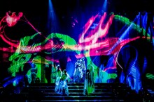 Kalafina「far on the water」ツアー、東京・東京国際フォーラム ホールA公演の様子。（写真提供：SME Records）