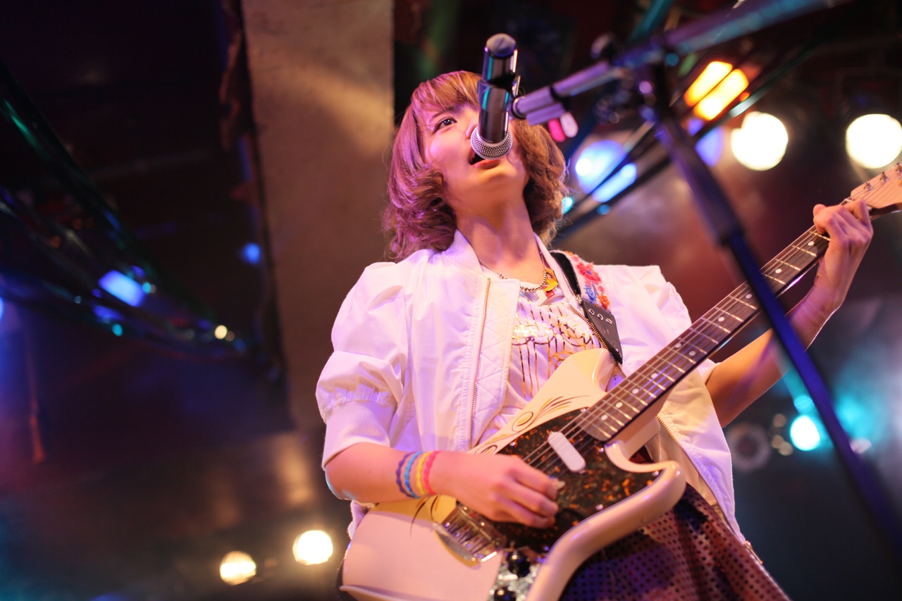 Mayu（Photo by Atsushi Ito）
