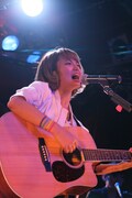 Mayu（Photo by Atsushi Ito）