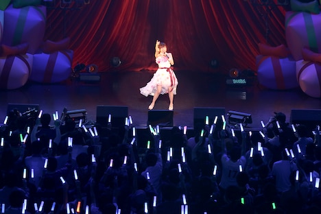 楠田亜衣奈「さんくっすん BIRTHDAY ~27年前の今日 楠田亜衣奈が生まれるってよ~」の様子。