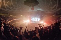 DIR EN GREY「ARCHE」2月5日公演の様子。（撮影：尾形隆夫）