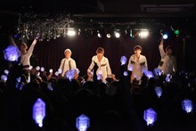 「Da-iCE Live House Tour 2015-2016 -PHASE 4 HELLO-」最終公演の様子。（写真提供：UNIVERSAL SIGMA）